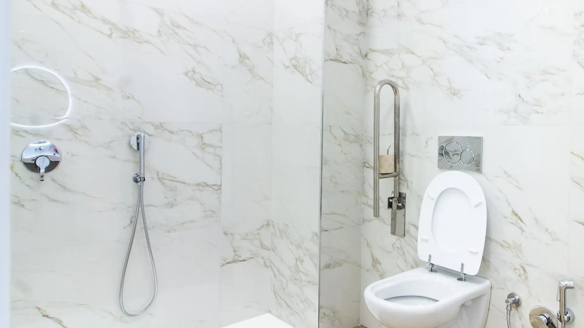 Archimedes Suites By Receptio Catania 0*,