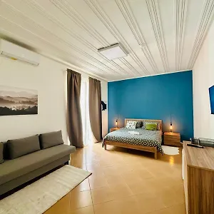 Appartamento Sicilian Vibes House In Centro, Aeroporto di Catania Fontana Rossa
